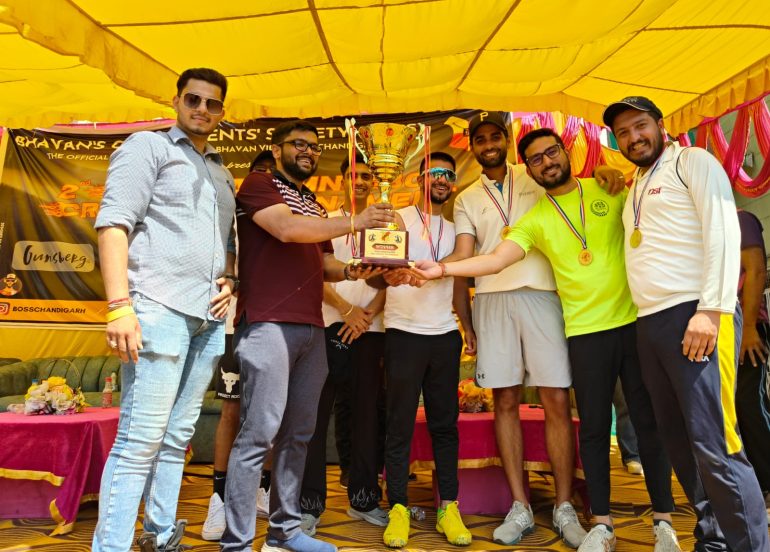 बॉस इंटर-एलुमनी बॉक्स क्रिकेट चैंपियनशिप-2024 में यादवेंद्रा पब्लिक स्कूल एलुमनी टीम (ओया ) बनी विजेता