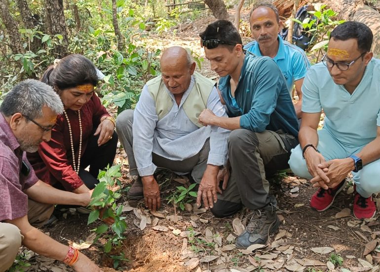 मिश्रित वन मेडिसिनल और एनवायरनमेंट कंजर्वेशन का हब। बहुत कुछ सीख मिली : डॉ. सीएमएस रावत