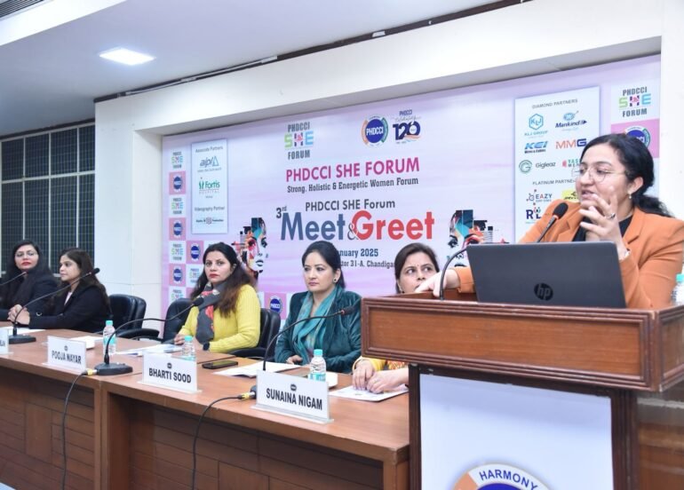 फोर्टिस मोहाली और पीएचडीसीसीआई एसएचई फोरम ने ‘महिलाओं के स्वास्थ्य की देखभाल’ पर विशेषज्ञ वार्ता का आयोजन किया