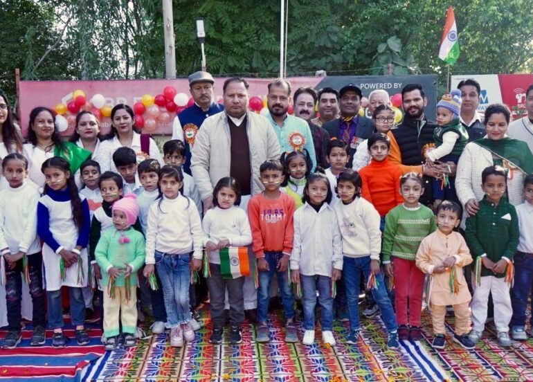जी बी पी ईको-2 में 76वाँ गणतंत्र दिवस और बसंत पंचमी धूम धाम से मनाई