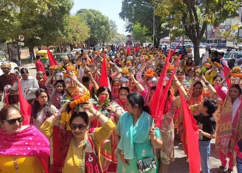 भव्य कलश यात्रा के साथ श्री साईं धाम में संगीतमय श्री राम कथा का हुआ शुभारम्भ