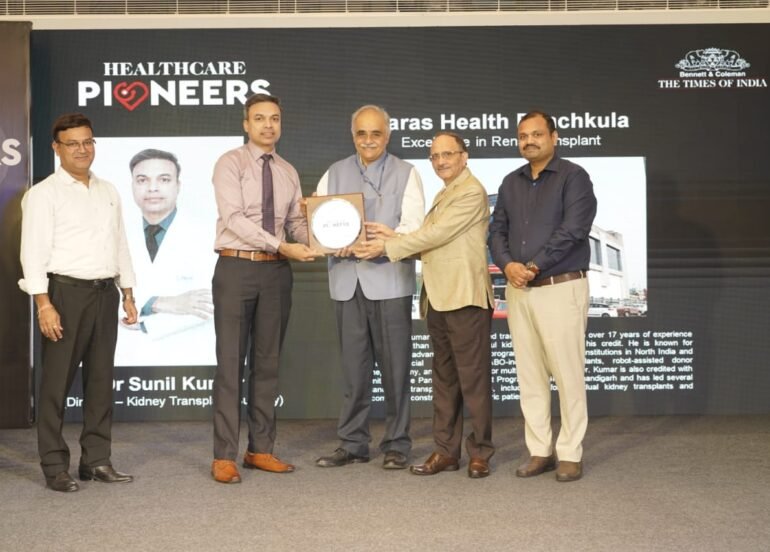 पारस हेल्थ पंचकूला को स्ट्रोक और किडनी ट्रांसप्लांट में उत्कृष्टता के लिए सम्मान