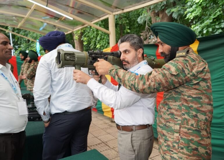 पश्चिमी कमान मुख्यालय ने पीसीएस/तहसीलदारों के लिए सिविल डिफेंस प्रशिक्षण कार्यक्रम आयोजित किया