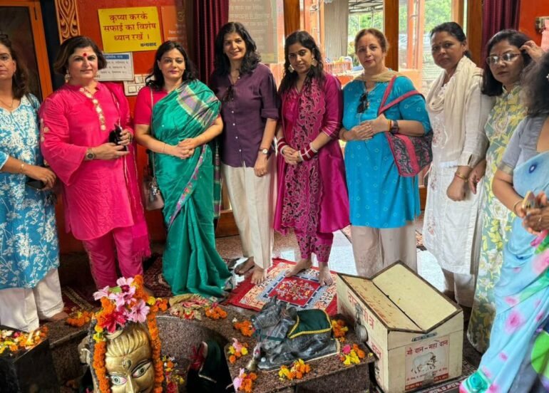 भाविप की स्वास्तिक शाखा द्वारा गोसेवा एवं संकीर्तन कार्यक्रम आयोजित 