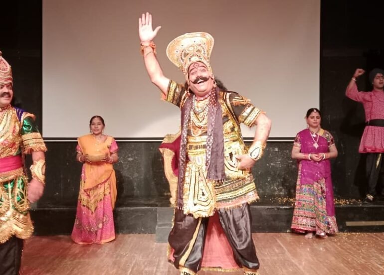 थियेटर आर्टस, चण्डीगढ़ के कलाकारों द्वारा विश्व प्रसिद्ध श्री कृष्ण लीला लाइट एंड साउंड शो का हुआ मंचन