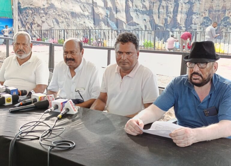 कनाडा का नियाग्रा फाल्स अब देखिए अपने शहर चण्डीगढ में
