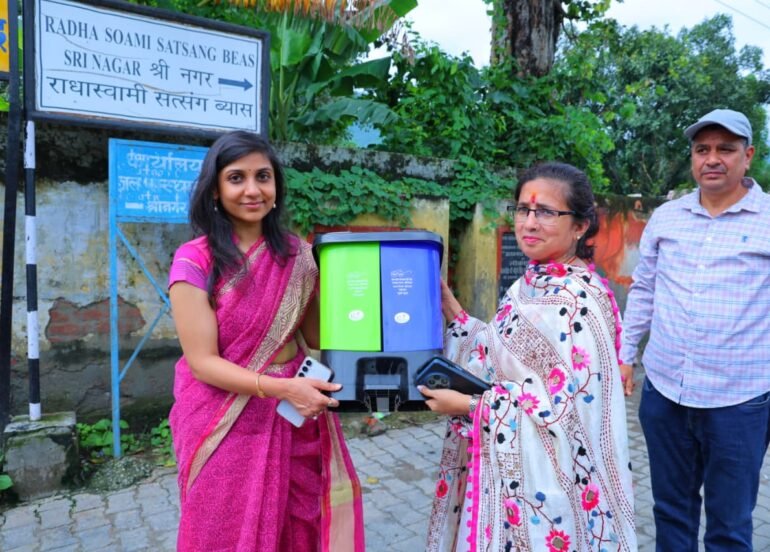 जिलाधिकारी ने लिया सख़्त कदम: गंगा की स्वच्छता पर कोई समझौता नहीं