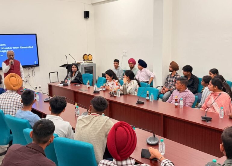 सिटीजन्स अवेयरनेस ग्रुप ने मोहाली में साइबर हाइजीन वर्कशॉप का आयोजन