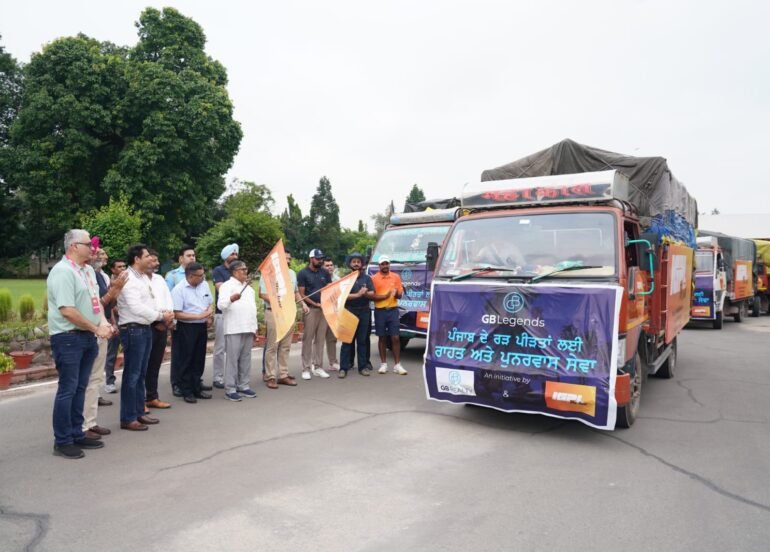 आईजीपीएल और जीबी लीजेंड्स ने पंजाब बाढ़ पीड़ितों के लिए बड़ी मात्रा में भेजी राहत सामग्री