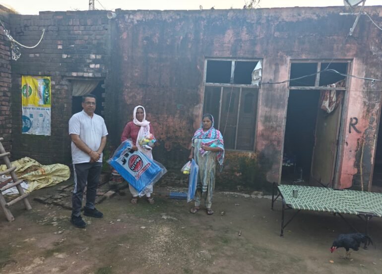 नारायण सेवा संस्थान ने पंजाब बाढ़ पीड़ितों के लिए चलाया राहत अभियान