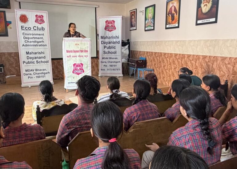 वन्य जीवन प्रकृति की अनमोल धरोहर : किरण धस्माना