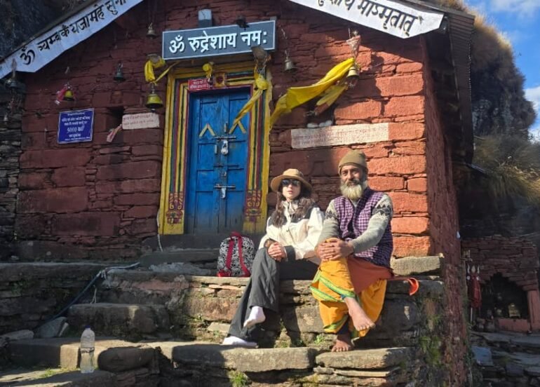 अदाकारा, सारा अली खान पहुँची उत्तराखंड ! भगवान भोलेनाथ के दर्शन को पहुंचीं रुद्रनाथ धाम
