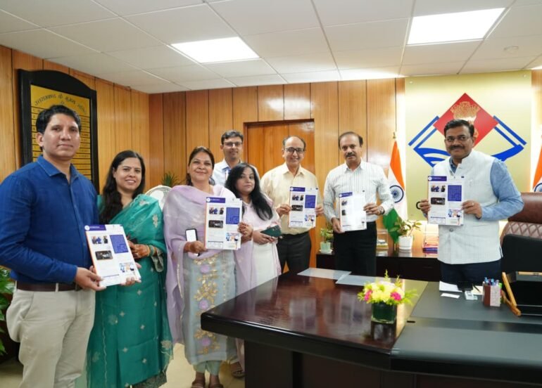 मुख्य सचिव ने किया एन.आई.सी. उत्तराखण्ड की त्रैमासिक न्यूज़लेटर ‘द डिजिटल थ्रेड‘ का विमोचन