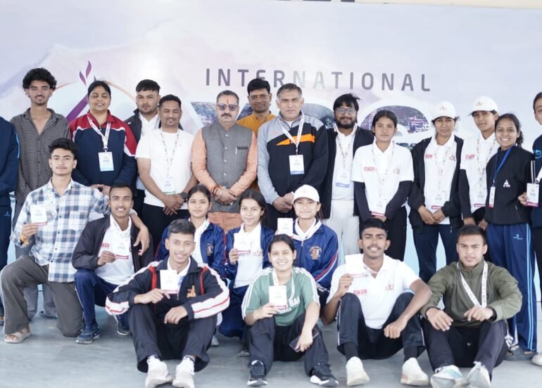 ऋषिकेश की साधना, कोटद्वार में सम्मान