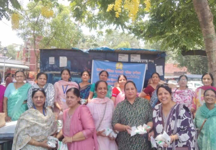 पुण्यदायी एकादशी के अवसर पर 2000 मीठी लस्सी की छबील सेवा की