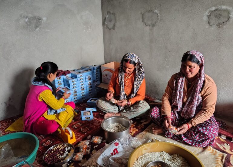 केदारनाथ यात्रा में प्रसाद व्यवस्था को नई उड़ान, स्थानीय महिलाओं को मिला रोजगार का बड़ा अवसर