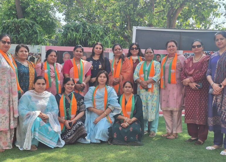 महिला मोर्चा ने प्रधानमंत्री नरेंद्र मोदी के स्वस्थ जीवनशैली संदेश को जन-जन तक पहुंचाने का लिया संकल्प, कम ईंधन व जीरो ऑयल रेसिपी कार्यक्रम का आयोजन