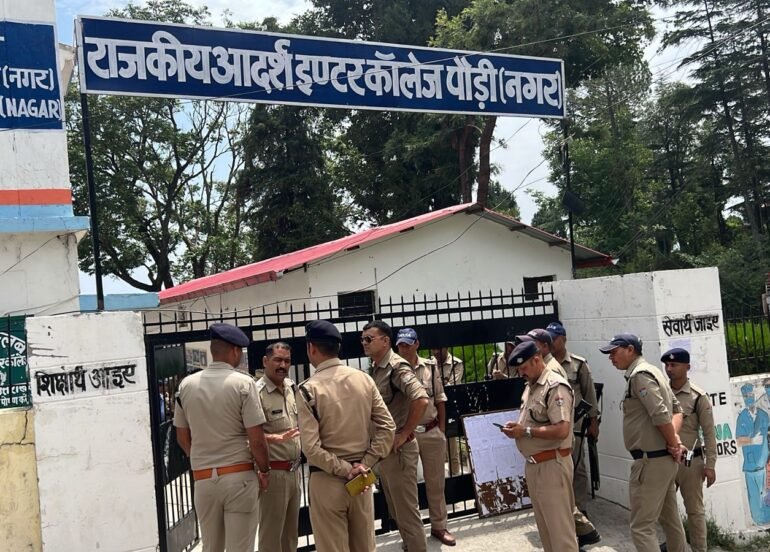 पौड़ी में शांतिपूर्ण एवं सुव्यवस्थित ढंग से संपन्न हुई नीट-यूजी 2026 परीक्षा, 375 अभ्यर्थी हुए शामिल