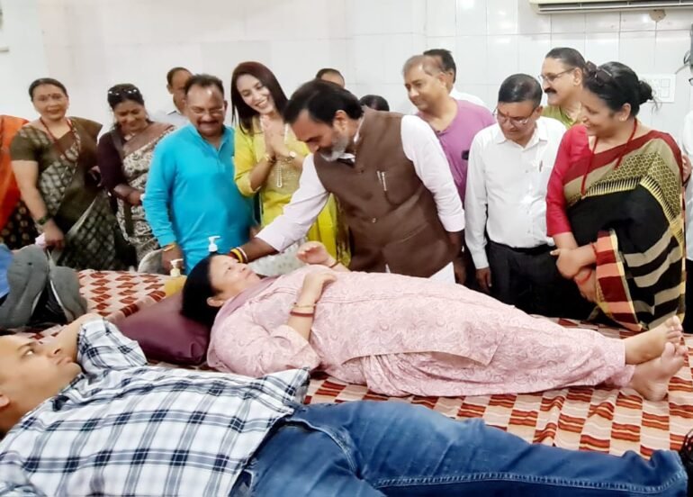 श्रीदेव सुमन की पुण्यतिथि पर रक्तदान शिविर का आयोजन