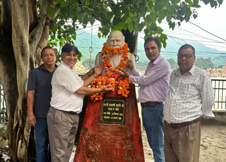 स्वर्गीय इंद्रमणि बडोनी की 27वीं पुण्यतिथि पर श्रद्धांजलि सभा आयोजित।